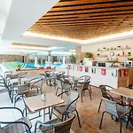Aquarell Hotel Cegléd