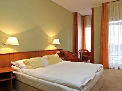 Aquarell Отель 4*