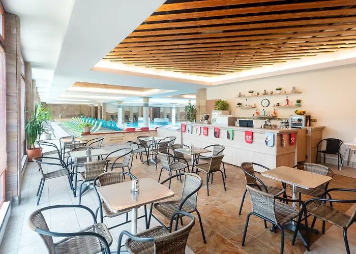 Aquarell Hotel Cegléd